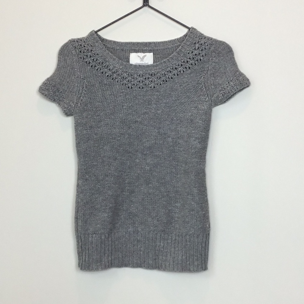 🟢3 for $10 American Eagles Outfitters sweater size small